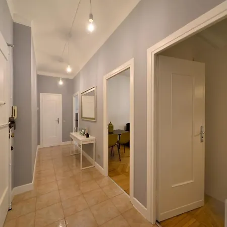 Casa Della Musica דירה *